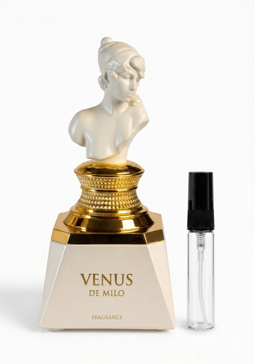 Odlewka Venus de Milo jest dostępna w Miraya Atar – to kremowa fuzja dojrzałej gruszki, soczystej pomarańczy i jaśminu, zatopiona w słodkim karmelu z nutą ciepłej wanilii. Ten zmysłowy i niezwykle elegancki zapach urzeka swoją głębią oraz klasą.png