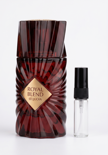 Odlewka Royal Blend Sequoia jest dostępna w Miraya Atar, zachwycając swoją luksusową kompozycją. Soczysta malina i bogaty bukiet róż przeplatają się z aromatyczną czekoladą, cynamonem i orzechami laskowymi, tworząc zmysłowe tło z nut drzewnych i mchu.