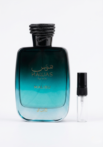 Odlewka Hawas Malibu jest dostępna w Miraya Atar, zachwycając energetyzującą kompozycją. Egzotyczny ananas, grejpfrut i pomarańcza łączą się z aromatyczną lawendą oraz irysem na ciepłej bazie z piżma, paczuli i bobu tonka.