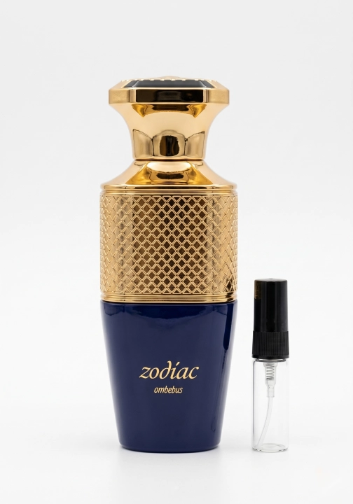 Odlewka Zodiac Stratos jest dostępna w Miraya Atar, zachwycając świeżą, aromatyczną kompozycją. Bergamotka, limonka i ostry imbir łączą się z gałązkami lawendy, opierając się na ciepłej bazie z ambry, leśnego mchu i nut drzewnych.