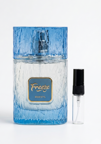 Odlewka Freeze w Miraya Atar zachwyca lodowatą, cytrusowo-aromatyczną kompozycją. Grejpfrut, bergamotka i pomarańcza łączą się z rześką miętą, imbirem i delikatną piwonią na bazie z nutami drzewnymi.