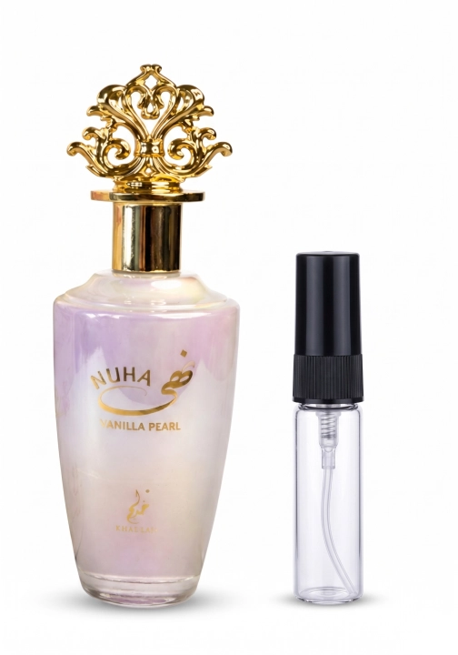 Odlewka Nuha Vanilla Pearl jest dostępna w Miraya Atar. Czarna porzeczka, truskawka i frezja łączą się z maliną, magnolią i kaszmirem na słodkiej bazie z wanilii, karmelu oraz mchu, tworząc urzekającą owocowo-gourmand kompozycję.