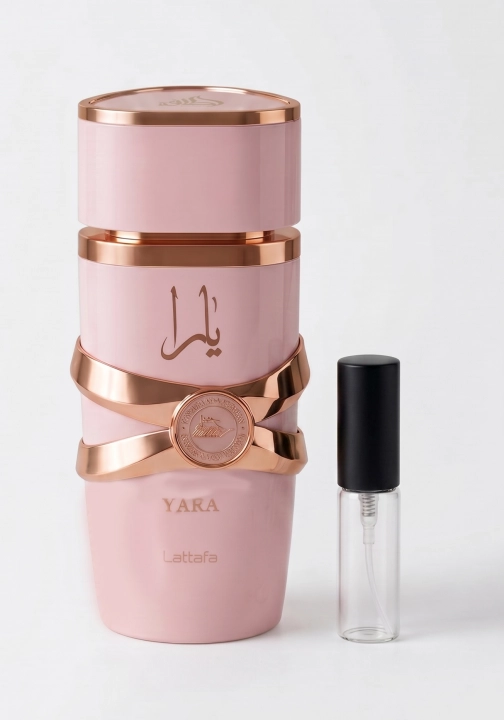 Odlewka Yara Elixir jest dostępna w Miraya Atar – to niesamowicie apetyczna kompozycja puszystych pianek, słodkiego karmelu i dojrzałych owoców z nutą wanilii. Ten kultowy, dziewczęcy zapach o charakterze gourmand otula ciepłem i radosną energią.