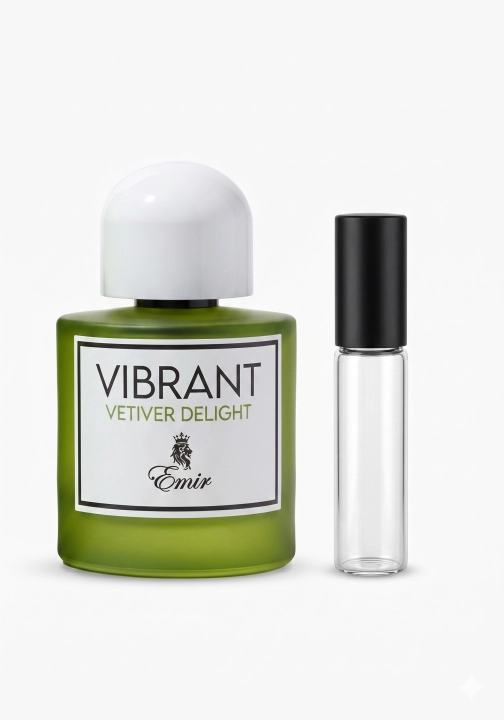 Odlewka Vibrant Vetiver Delight jest dostępna w Miraya Atar. Cytryna Amalfi, bergamotka, kwiat pomarańczy i czarna porzeczka łączą się z cyklamenem, jaśminem i fiołkiem na bazie z wetywerii, cedru oraz bursztynu, tworząc świeży, radosny zapach.