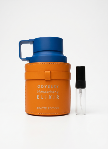 Odlewka Odyssey Mandarin Sky Elixir jest dostępna w Miraya Atar. Mandarynka, pomarańcza, lawenda, kardamon i czarny pieprz łączą się z karmelem, tonką, paczulą oraz kadzidłem na bazie z wanilii i wetywerii, tworząc bogaty zapach.